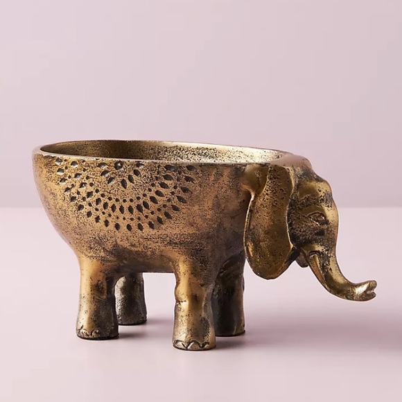 NWOT Anthropologie brass Ezzie elephant planter. Never used. Adorable!! - Picture 1 of 9